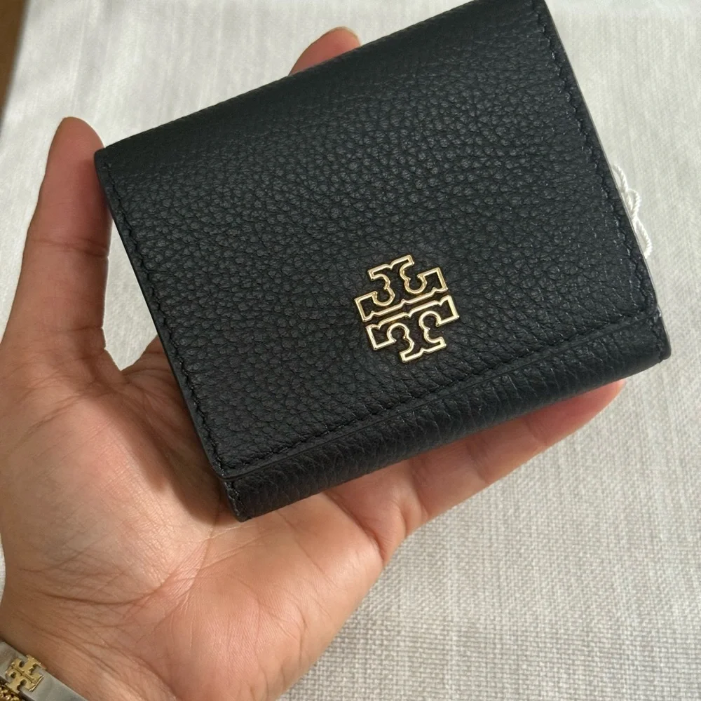 880+! New Tory Burch Britten in black Leather Satchel and Britten bifold wallet